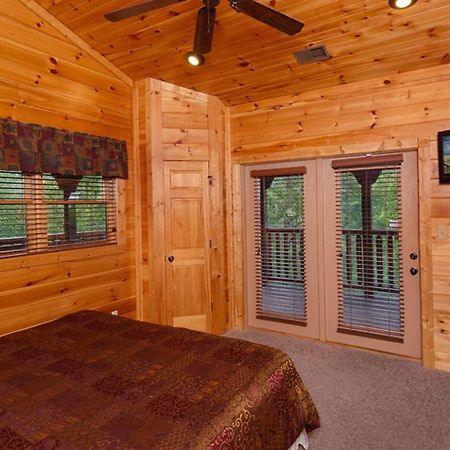 Bearskin Lodge ガトリンバーグ エクステリア 写真