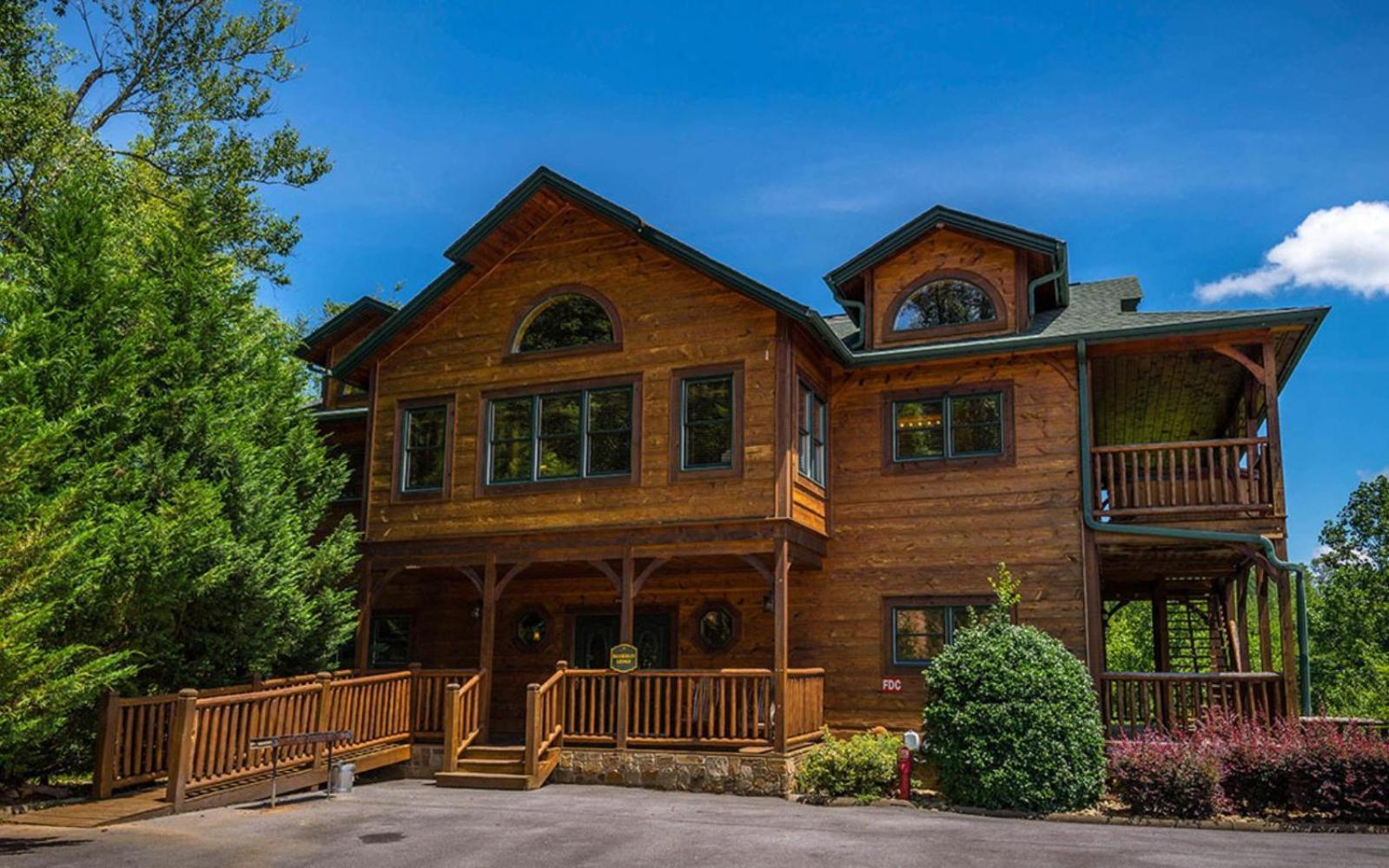 Bearskin Lodge ガトリンバーグ エクステリア 写真